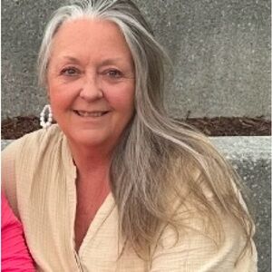 Meet your Posher, Teresa